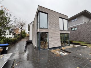 ANBAU EINFAMILIENHAUS